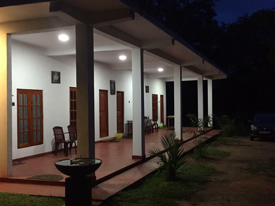 Punkalasa Tourist Lodge Anuradhapura Eksteriør bilde