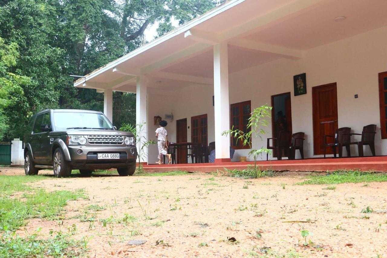 Punkalasa Tourist Lodge Anuradhapura Eksteriør bilde