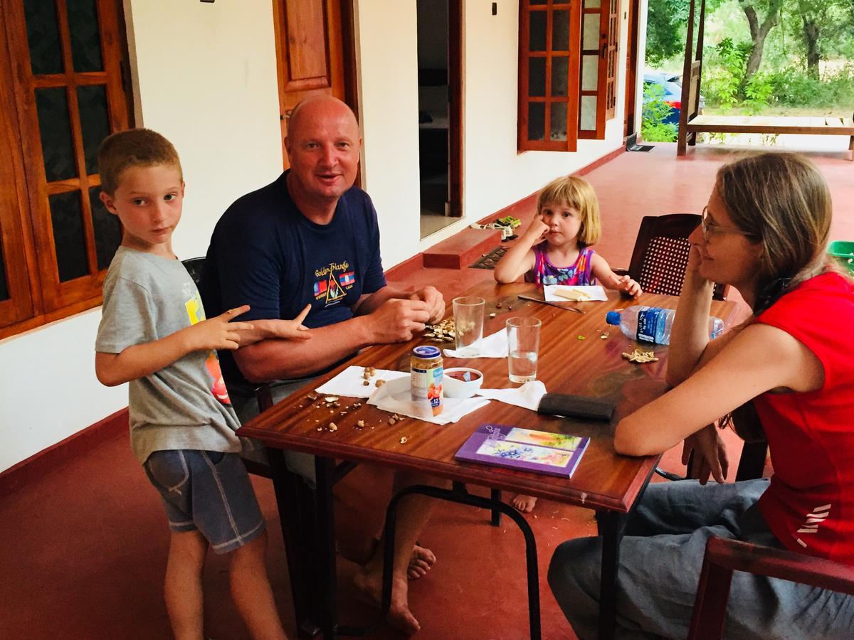 Punkalasa Tourist Lodge Anuradhapura Eksteriør bilde