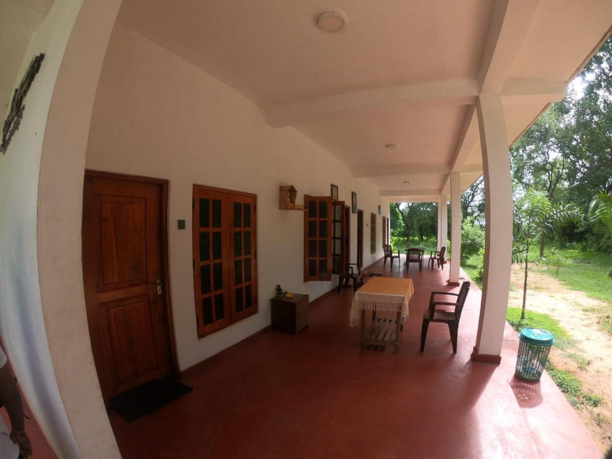 Punkalasa Tourist Lodge Anuradhapura Eksteriør bilde