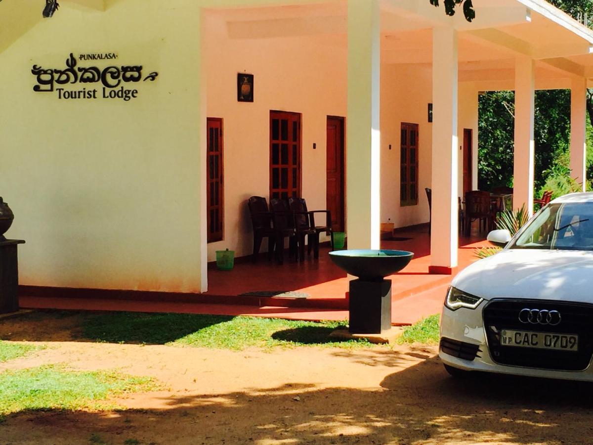 Punkalasa Tourist Lodge Anuradhapura Eksteriør bilde